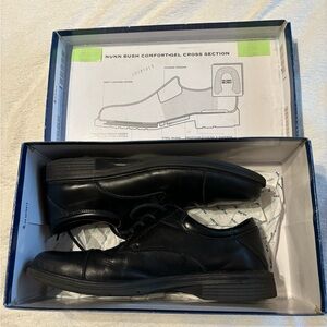 Men’s Black Dress Shoes size 9.5